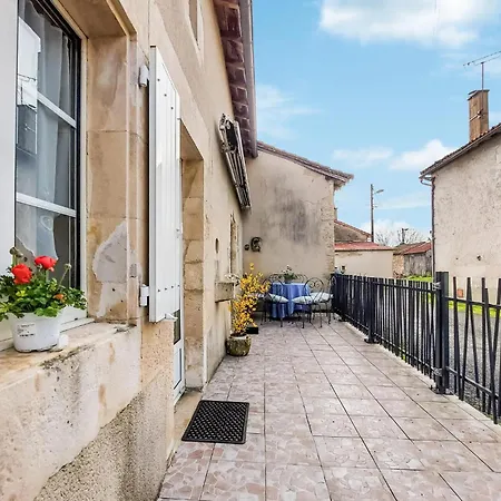 Charmante Maison Au Calme * Savigne